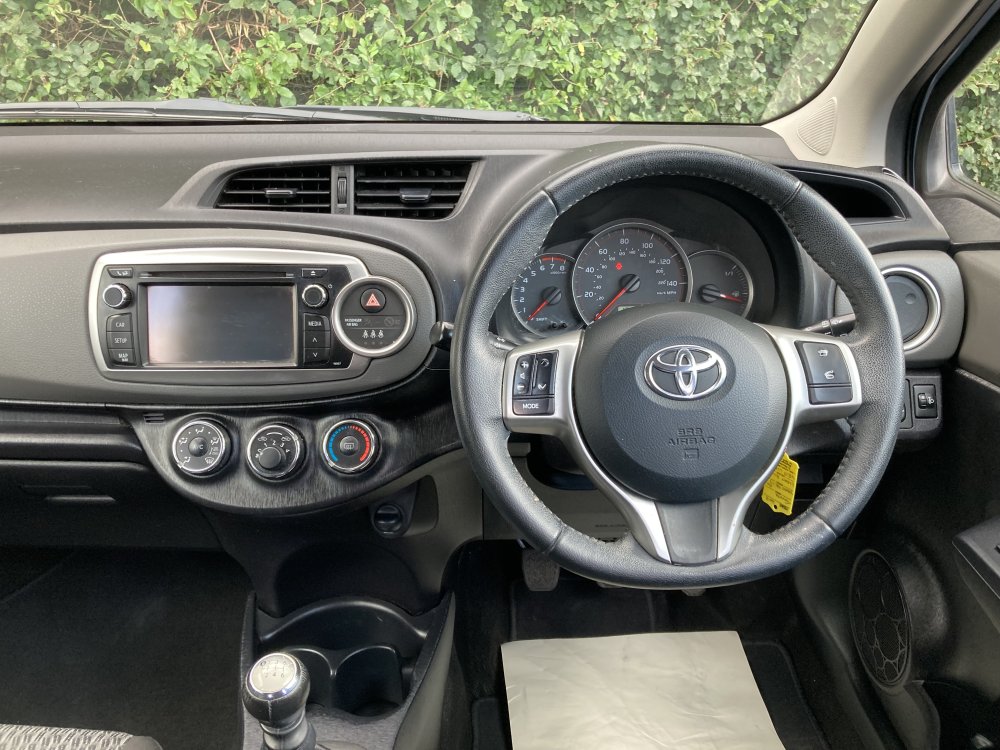 Toyota YARIS TR 1.3 5 DOOR