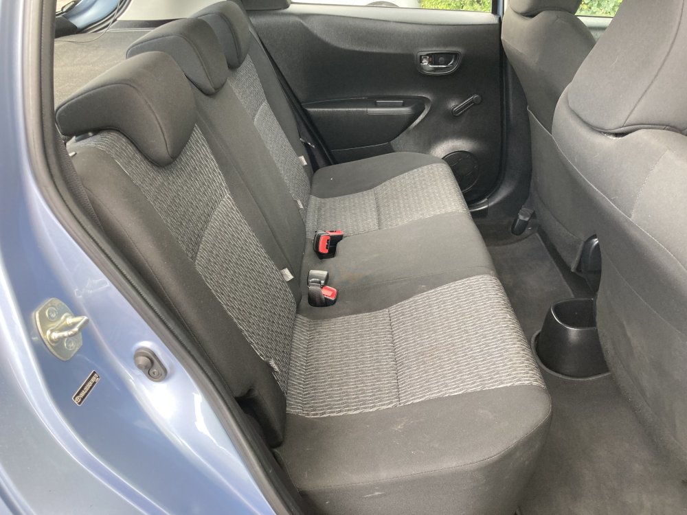 Toyota YARIS TR 1.3 5 DOOR