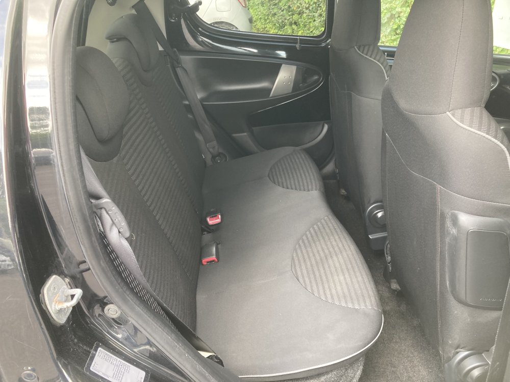 Peugeot 107 ALLURE 1.0 5 DOOR