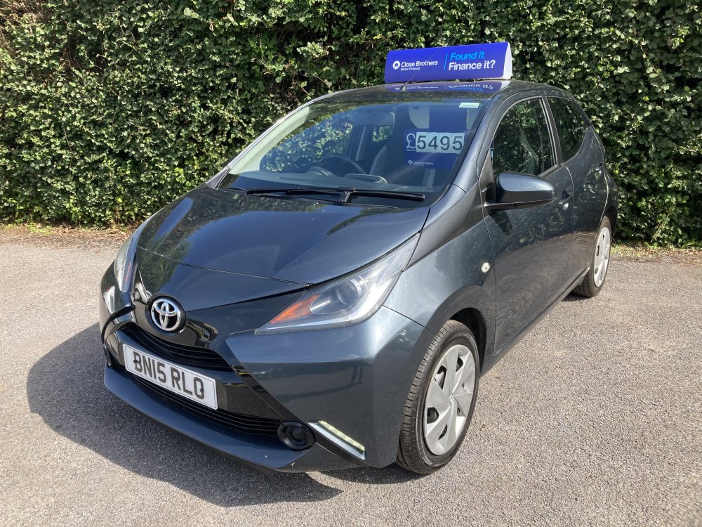 Toyota AYGO X-PLAY 1.0 5 DOOR