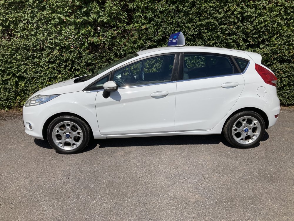 Ford FIESTA ZETEC 1.25 5 DOOR