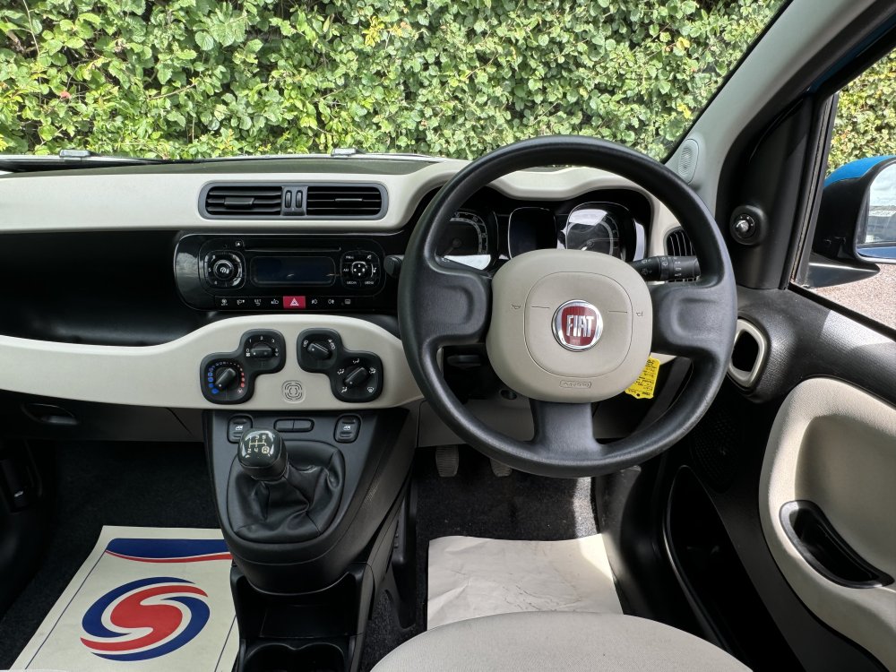 Fiat PANDA LOUNGE 1.2 5 DOOR